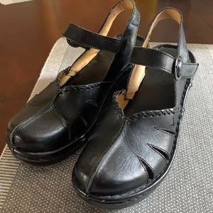 Pikolinos Black Cut Out Strap Clog 39
